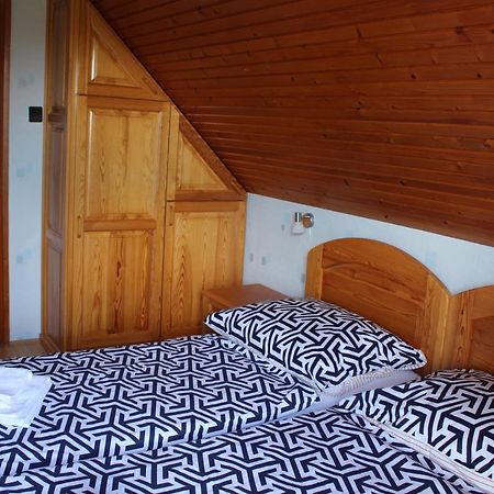 Lizi Apartman Alsóörs エクステリア 写真